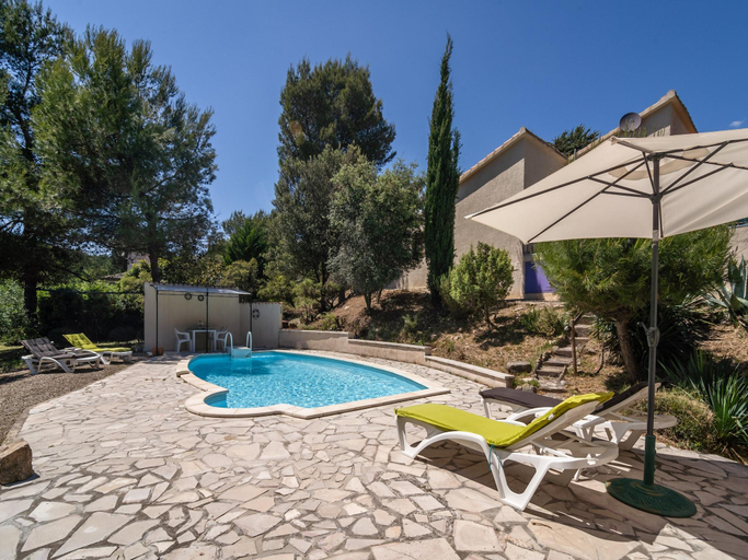 Sport & Beauty 2, Villa in Pouzols with Private Pool, Aude