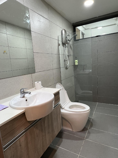 Bathroom 4, Hann’s residence , Sibu