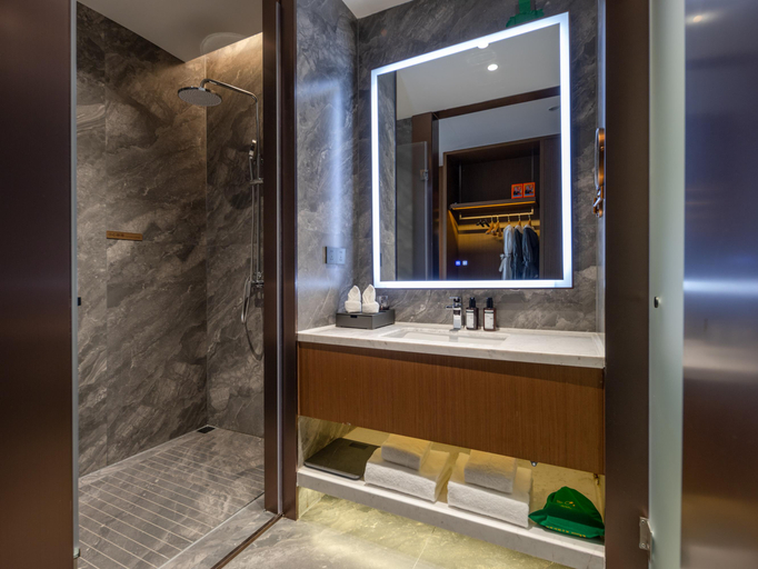 Bathroom 4, Grand Madison Hotel Tangshan Caofeidian, Tangshan