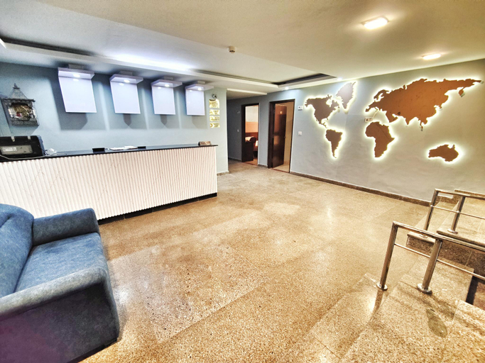Public Area 2, Hotel the terminal, Delhi