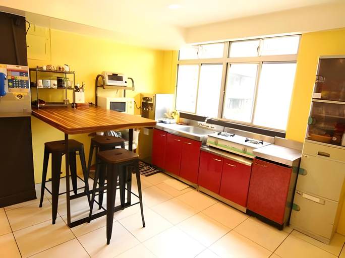 Others 5, The Corner House, Taipei City