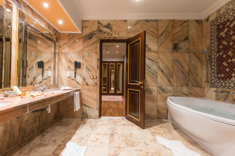 Bathroom 5, Royal Mirage Deluxe, Marrakech