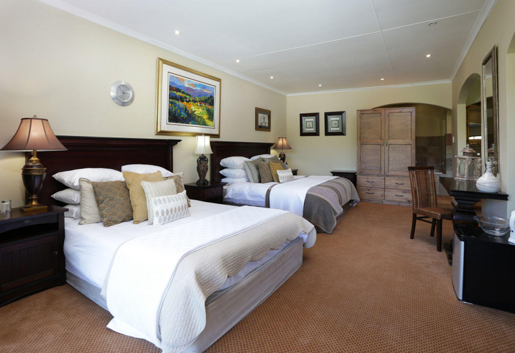 Bedroom 3, Shangri-La Manor, Eden