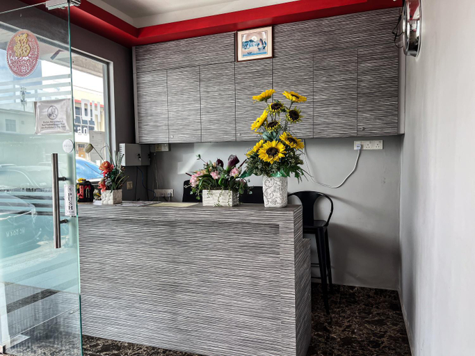 Others 5, Ho Hotel Batu Berendam C, Malacca City