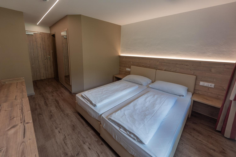 Bedroom 2, Oberjahrl, Bolzano