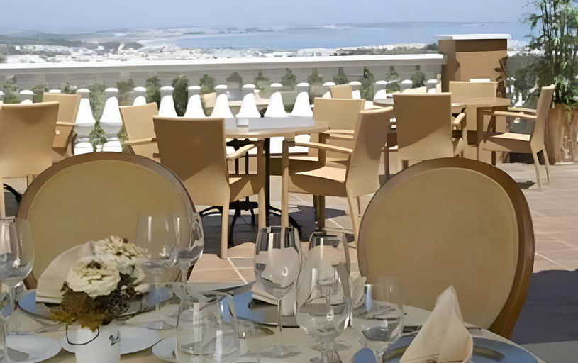 Food & Drinks 5, Boavista Golf & Spa, Lagos