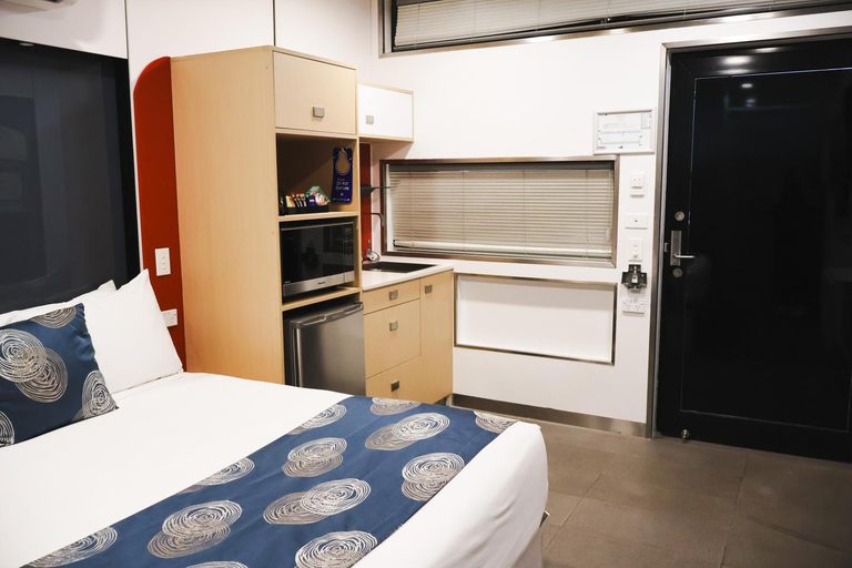 Bedroom 4, Stay Motel, Cooloola - Gympie only
