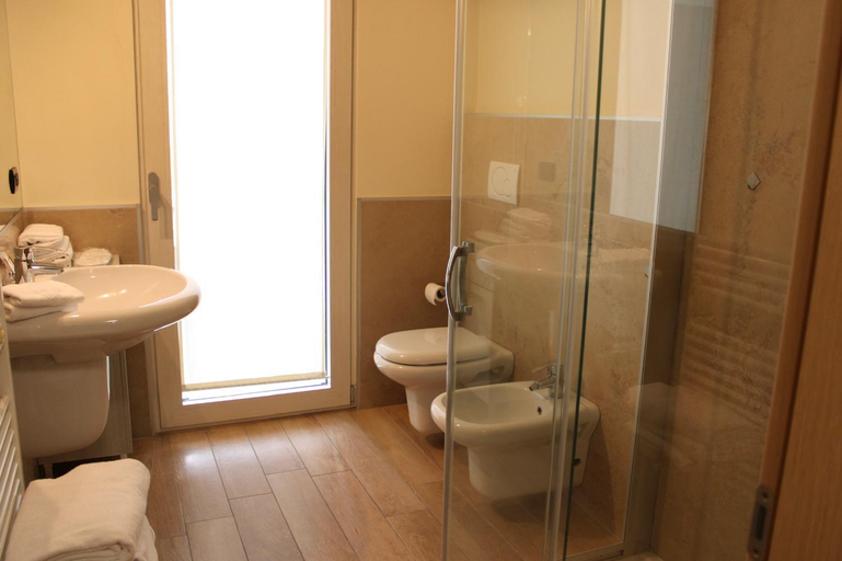 Bathroom 4, Residenza Agnello Da ™oro, Verona