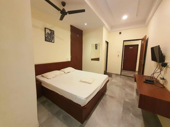 Others 3, Hotel Om international, Sangli