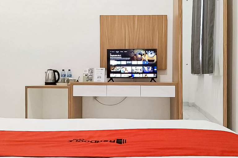 Bedroom 3, RedDoorz near Gunung Salak, Bogor