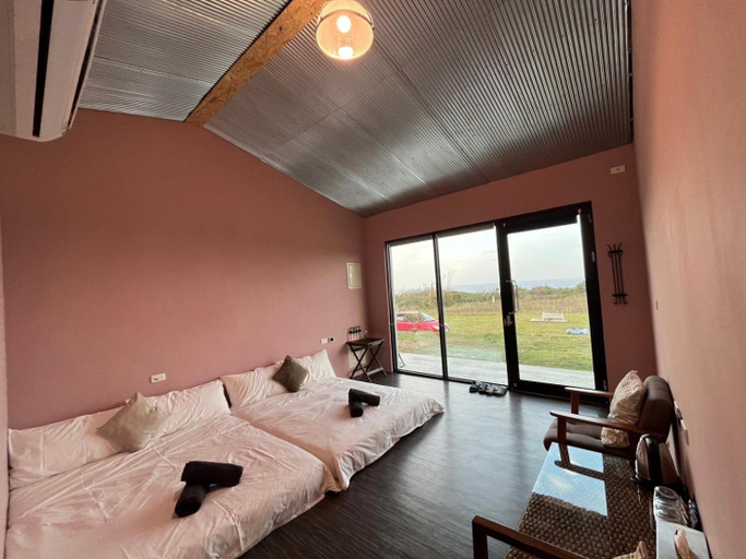 Bedroom 2, Lugo Hotel, Pingtung
