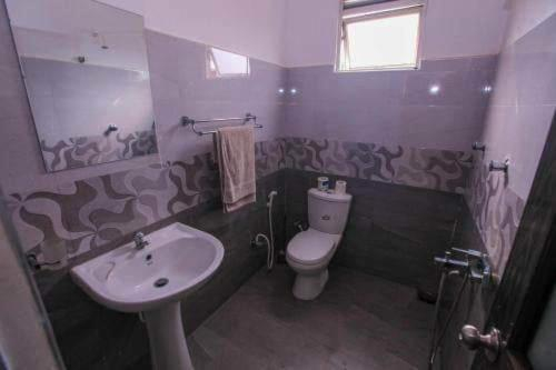 Others 2, Mermaids Inn, Hikkaduwa