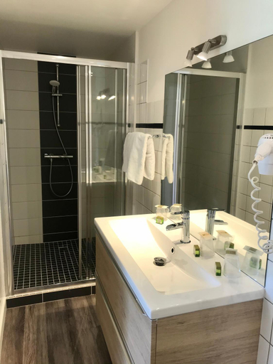Bathroom 5, Le Clos Fleuri - Maison Vigier, Puy-de-Dôme