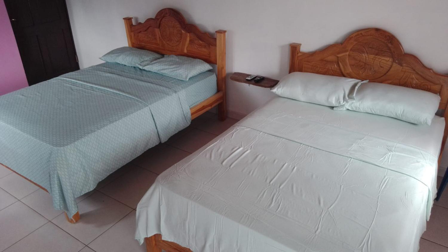 Others 2, Oceans Hostal, Soná