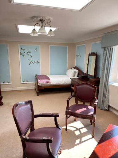 Others 5, Arrandale Lodge, Norfolk