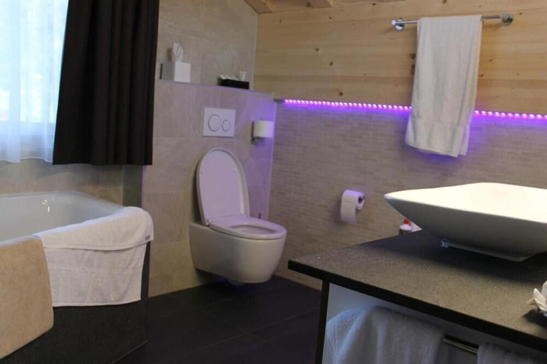 Bathroom 4, The Onya Resort Spa, Goms
