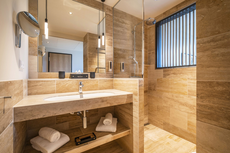 Bathroom 4, Hotel Breitenburg, Steinburg