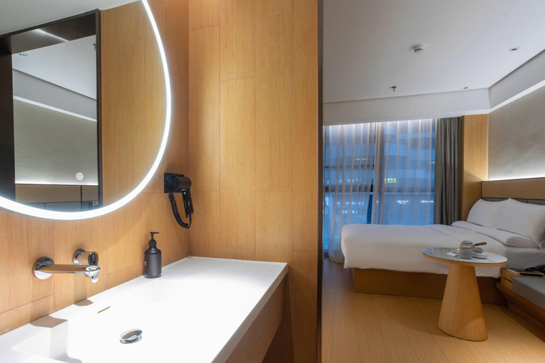 Bathroom 4, Ji Hotel Shenzhen Nanyou Metro Station, Shenzhen