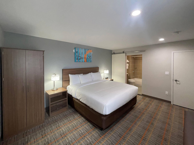 Bedroom 3, MainStay Suites Bronx - Belmont, New York