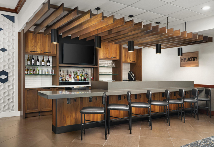 Food & Drinks 5, Hyatt Place Secaucus/Meadowlands, Secaucus