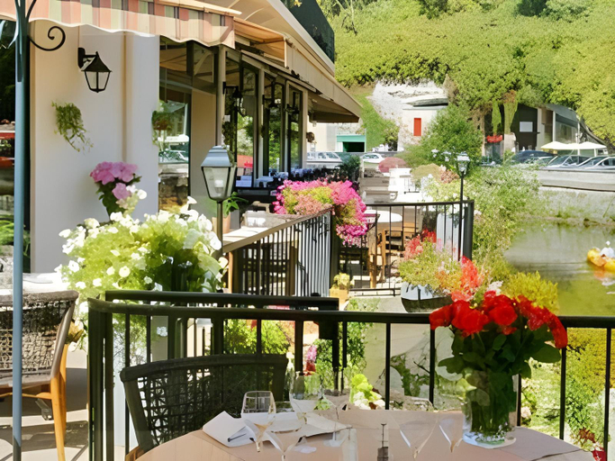 Food & Drinks 5, Hotel Restaurant Charbonnel, Dordogne