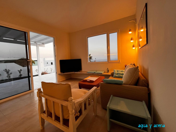 Others 2, CASA TIE' Lanzarote vista mar - piscina relax - adults only, Las Palmas