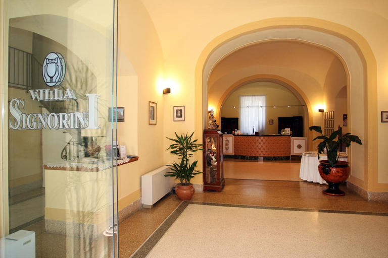 Public Area, Villa Signorini Hotel, Napoli