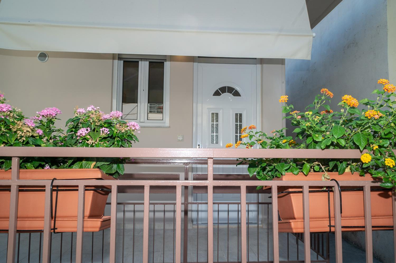 Others 5, Aura Apartments 1, Peloponnese