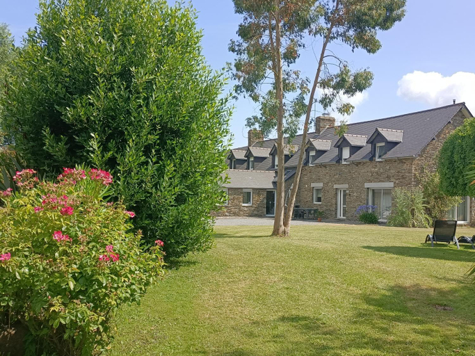Others 4, Relais de Moidrey, Manche