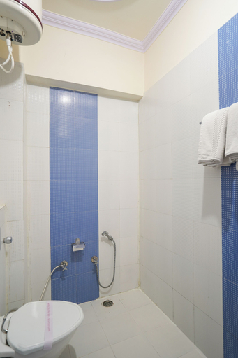 Bathroom 4, Hotel Auli'D, Chamoli