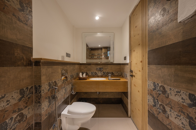 Bathroom 4, Echor Baris Resort Mussoorie, Dehradun