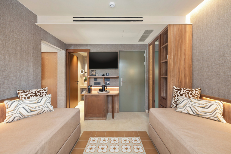 Bedroom 3, Sentido Apollo Palace and Waterslides, Ionian Islands