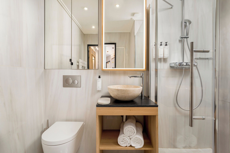 Bathroom 3, Merveil Luxury Suites - Cyr I-II - Terrasse, Paris