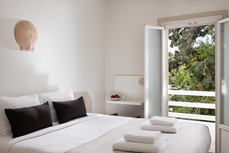 Bedroom 2, Terra Maria Hotel, South Aegean