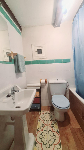 Bathroom 3, Charming apartment with beautiful views in old town of Cuenca, Cuenca