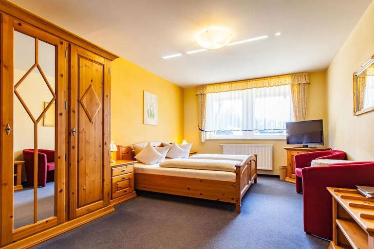 Bedroom 2, Dammschenke Gasthof & Hotel, Görlitz