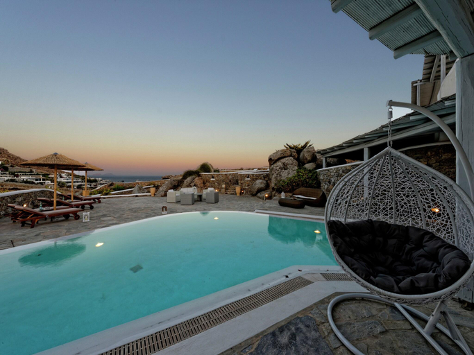 Sport & Beauty 2, Villa in Mykonos with Sea View and Pool, South Aegean
