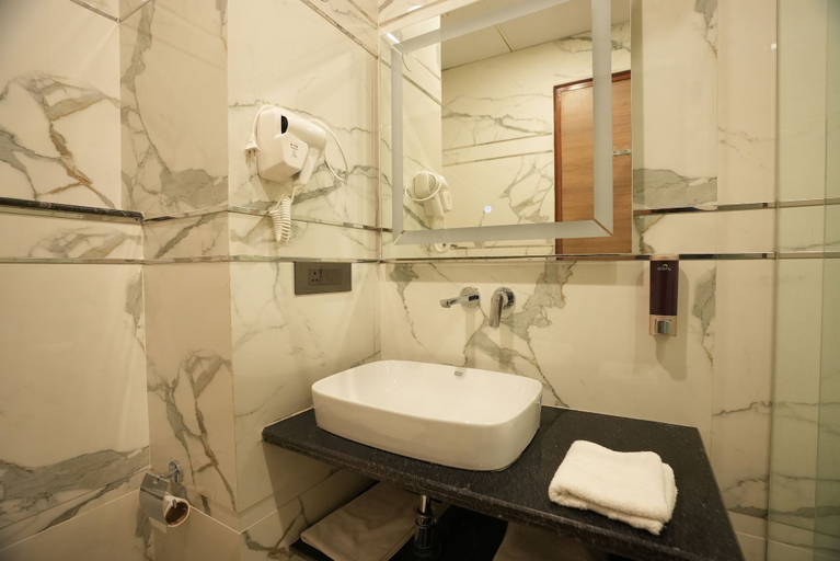 Bathroom 4, The Riverstone Inn, Gautam Buddha Nagar