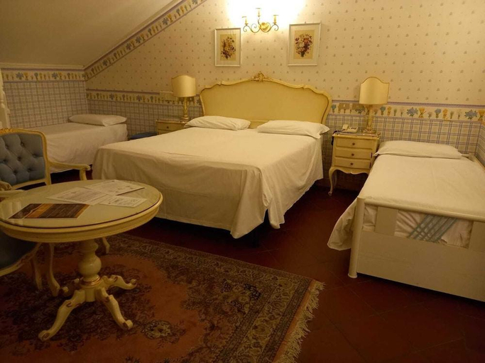 Bedroom 2, Duchessa Isabella Hotel & SPA                                                   , Ferrara