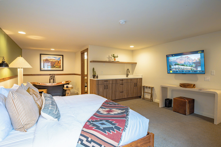 Bedroom 3, Petty Ranch Inn, Washington