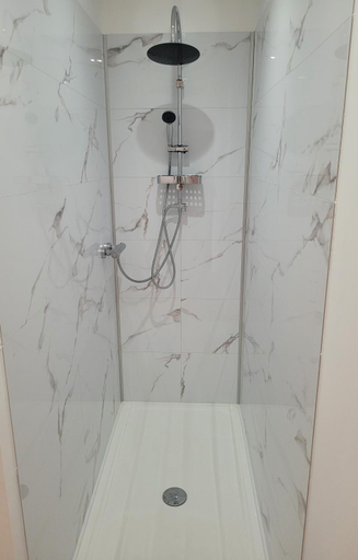 Bathroom 3, B&B BonjourSoleil, Aude