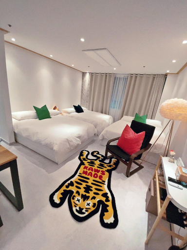 Bedroom 2, Sinchon Apartments, Mapo