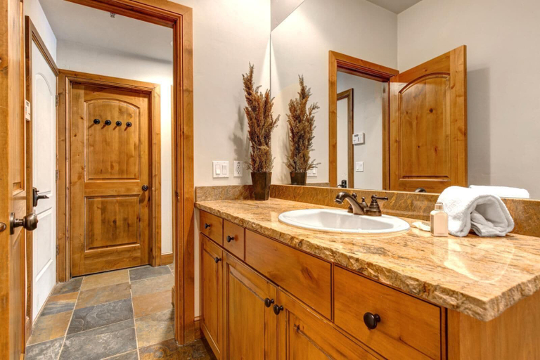 Bathroom, ParkSide 4 Bedrooms PPS-1416 by KBM, Summit
