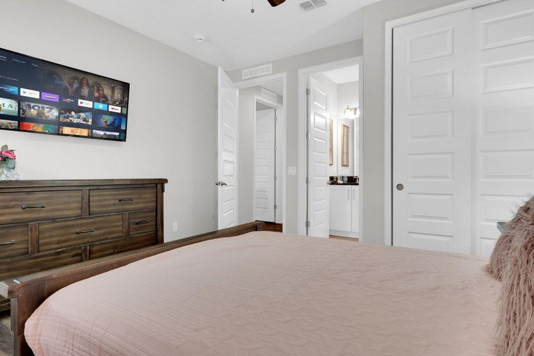 Room 5, Villa With Private Pool - Home Gym & Theatre, Osceola