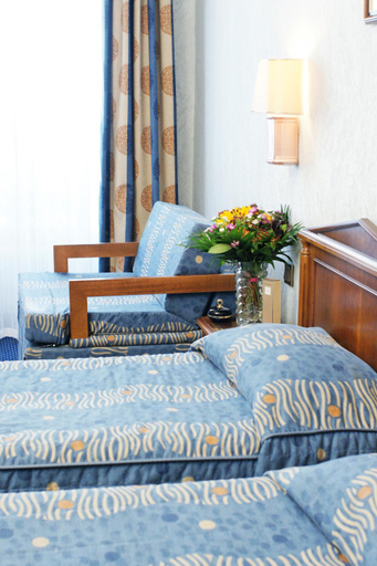 Bedroom 3, Hotel Meslay Republique, Paris