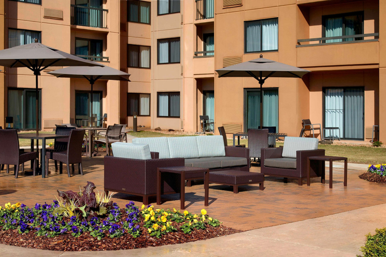 Exterior & Views 2, Sonesta Select Atlanta Airport North, Fulton