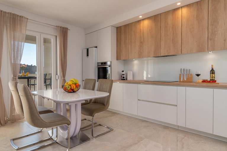 Facilities 2, Olea apartments Trogir, Trogir