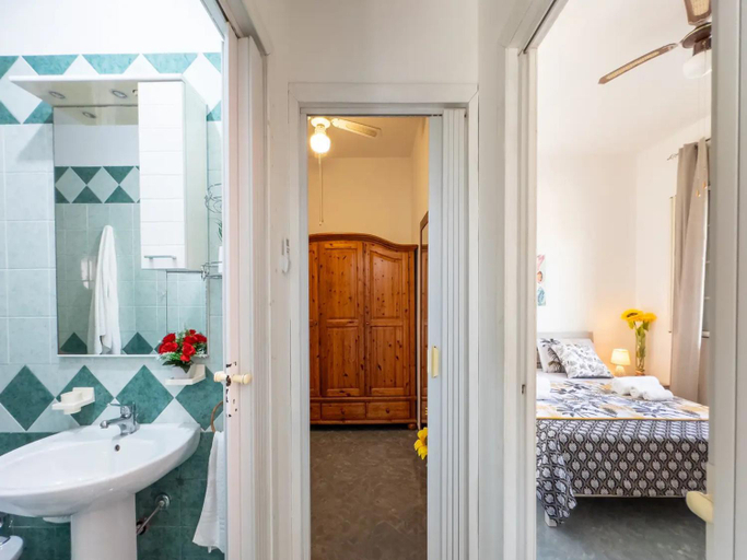 Bathroom 2, Villa Poseidon clima e parking, Lecce