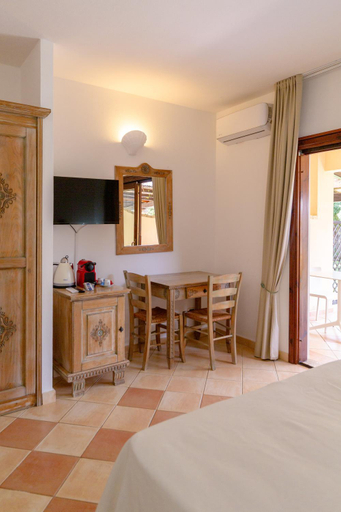 Bedroom 3, Porto Giunco Residence, Cagliari