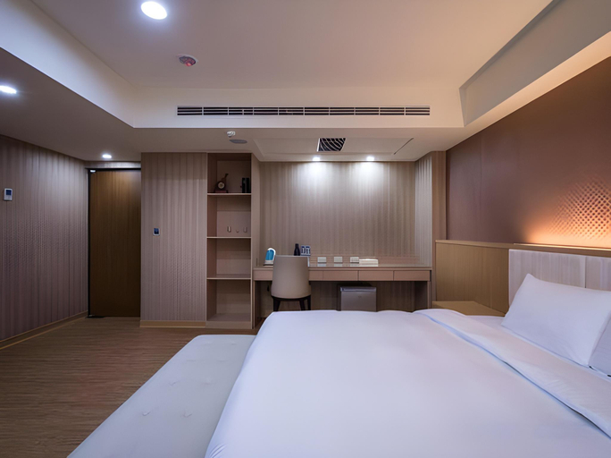 Bedroom 2, Mei Business Hotel, Taichung